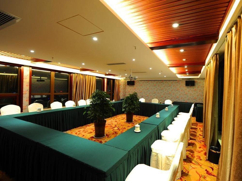 New Vision Hotel Dayi Exterior foto